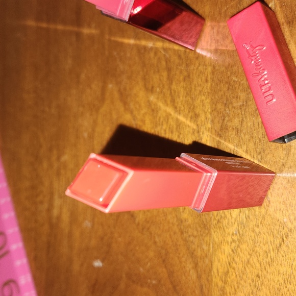 ULTA Beauty Luxe Lipstick Set - Sparkles & Midnight Kisses - Picture 4 of 5